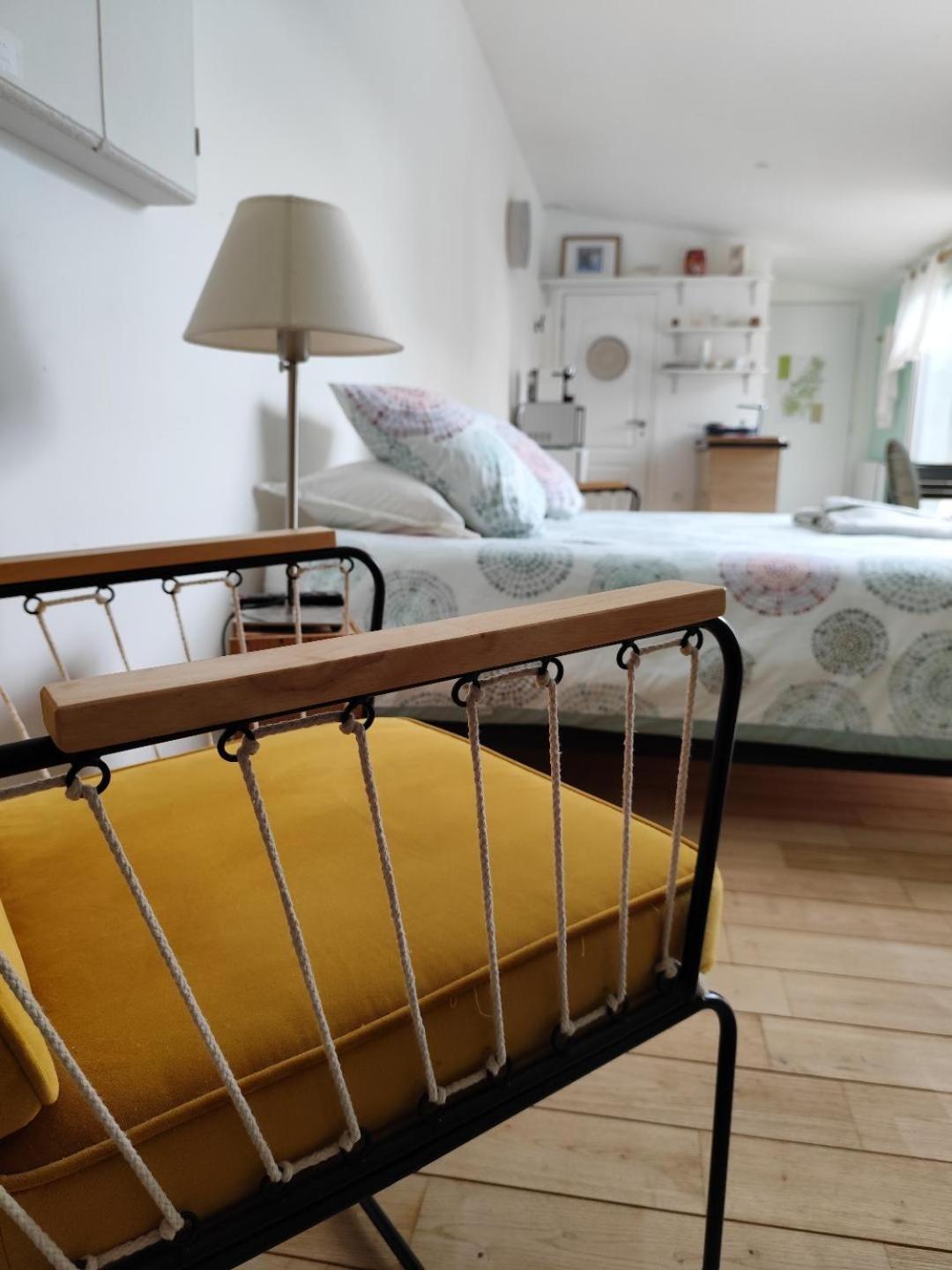 Chambre Studio Independante Au Calme Vue Sur Piscine Teyran エクステリア 写真
